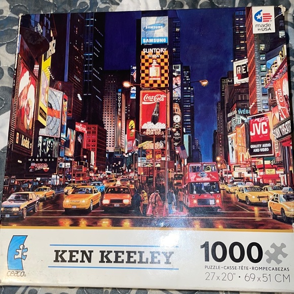 Brand New Times Square 1000 Piece Puzzle - Picture 1 of 2